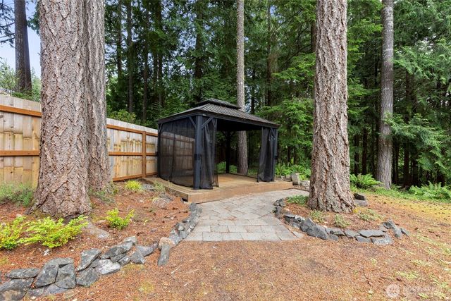 11146 Misty Woods Lane NW, Bremerton, WA 98312