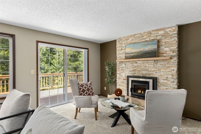 11146 Misty Woods Lane NW, Bremerton, WA 98312