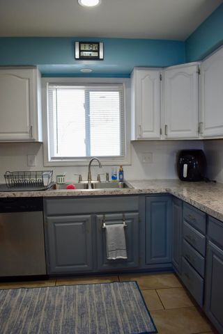 21756 Weller Avenue, Warren, MI 48089