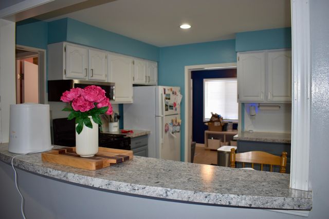 21756 Weller Avenue, Warren, MI 48089