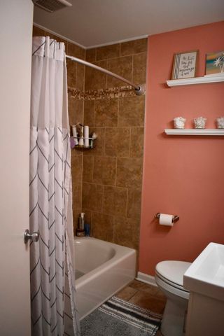 21756 Weller Avenue, Warren, MI 48089