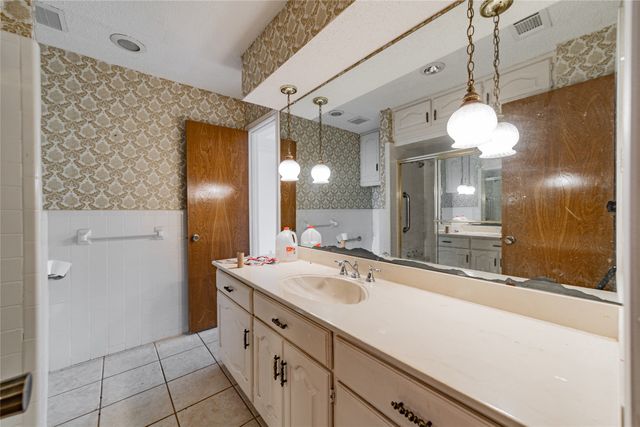 4320 Hickox Road, Rowlett, TX 75089