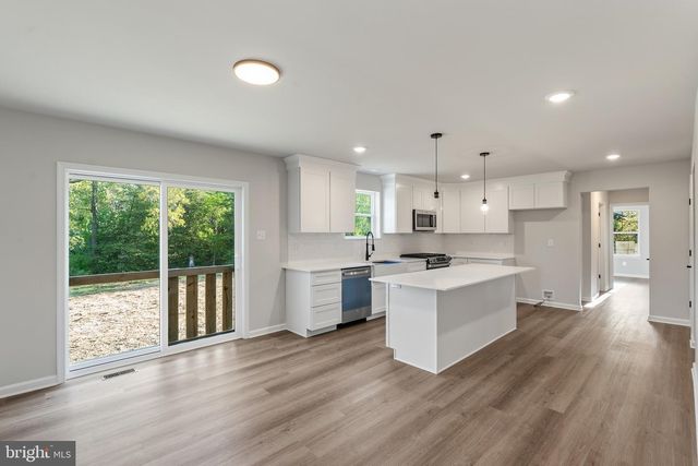 216 LOTUS AVE, Voorhees, NJ 08043