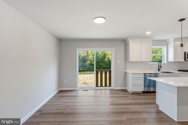 216 LOTUS AVE, Voorhees, NJ 08043