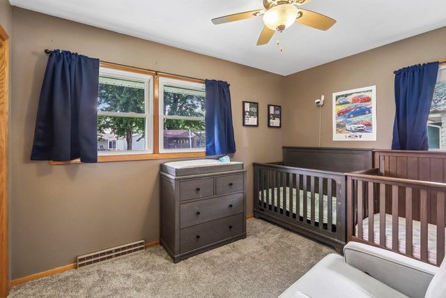 60 6th Street, Prairie Du Sac, WI 53578