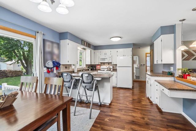 60 6th Street, Prairie Du Sac, WI 53578