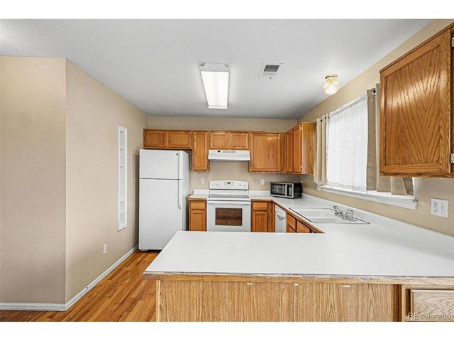 10411 Hyacinth St, Highlands Ranch, CO 80129