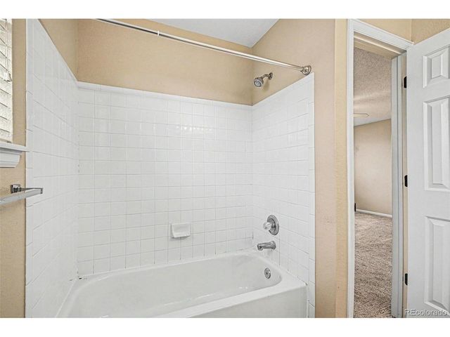 10411 Hyacinth St, Highlands Ranch, CO 80129