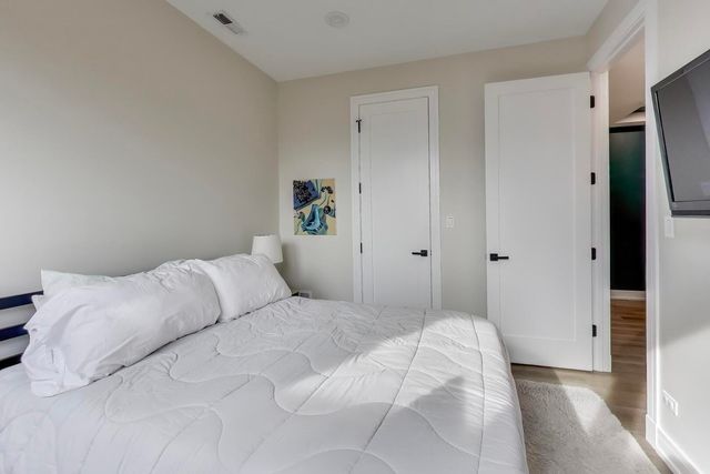 1715 S Morgan Street 2, Chicago, IL 60608