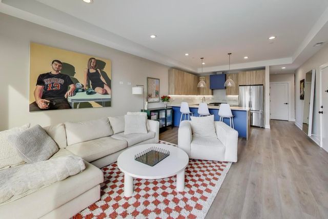 1715 S Morgan Street 2, Chicago, IL 60608