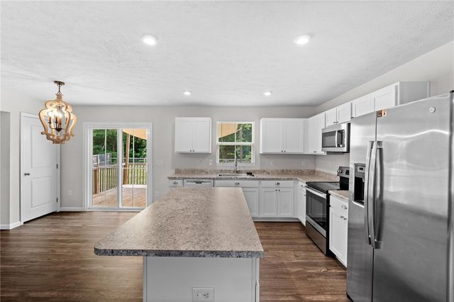 2669 Kingman Drive, Xenia, OH 45385
