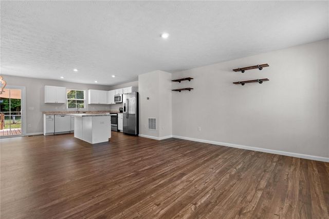 2669 Kingman Drive, Xenia, OH 45385