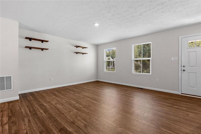 2669 Kingman Drive, Xenia, OH 45385