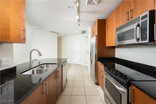 200 West Sahara Avenue 2204, Las Vegas, NV 89102