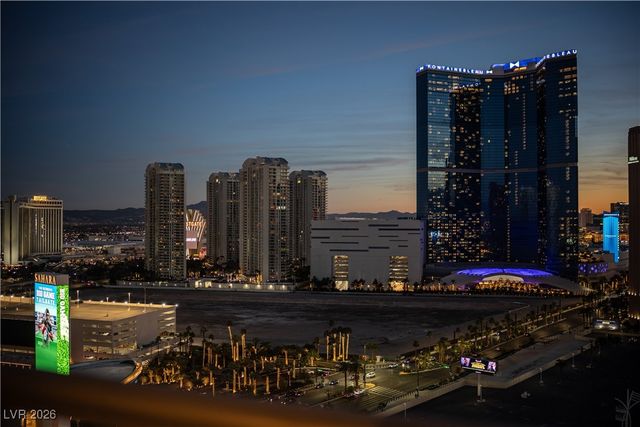 200 West Sahara Avenue 2204, Las Vegas, NV 89102