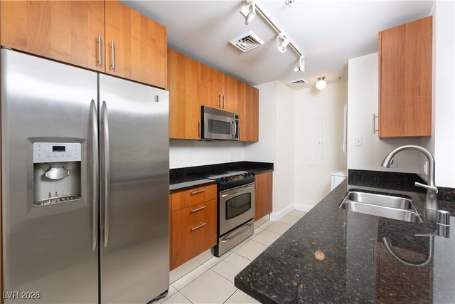 200 West Sahara Avenue 2204, Las Vegas, NV 89102