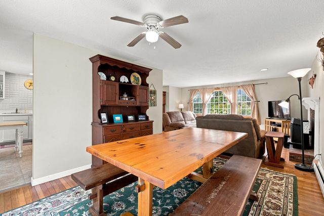 2 Oyster Road, South Dennis, MA 02660