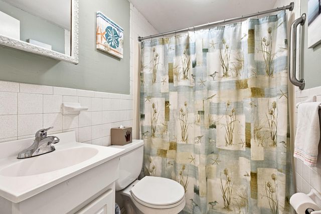 2 Oyster Road, South Dennis, MA 02660