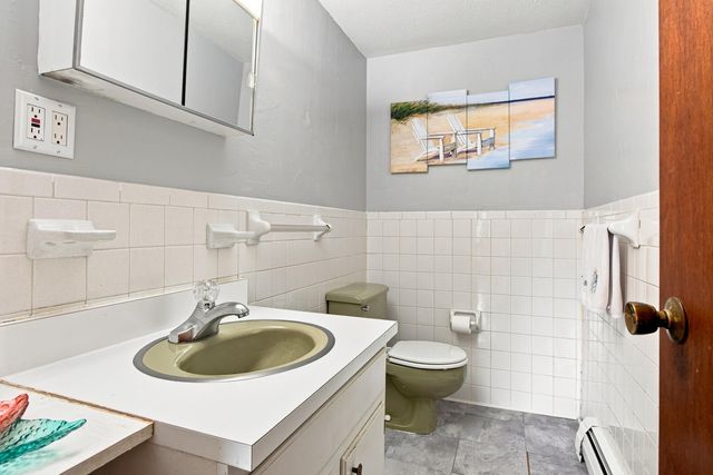 2 Oyster Road, South Dennis, MA 02660