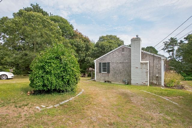 2 Oyster Road, South Dennis, MA 02660