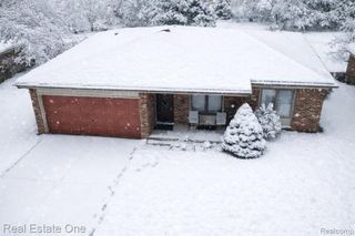 37683 Adrian Drive, Sterling Heights, MI 48310