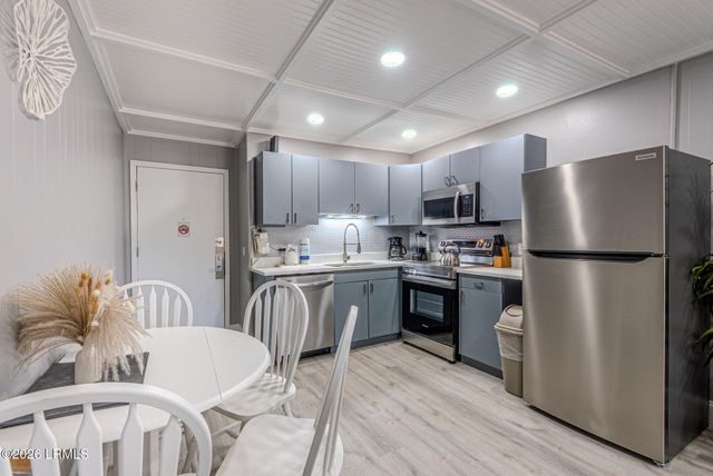21 Lagoon Rd Apt B1B, Hilton Head Island, SC 29928