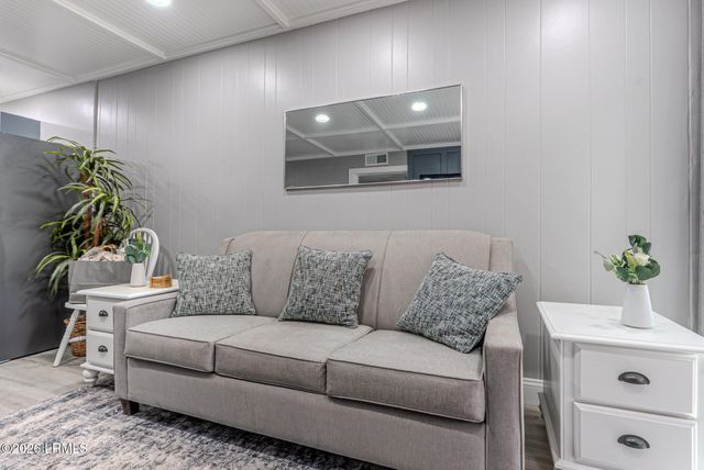 21 Lagoon Rd Apt B1B, Hilton Head Island, SC 29928