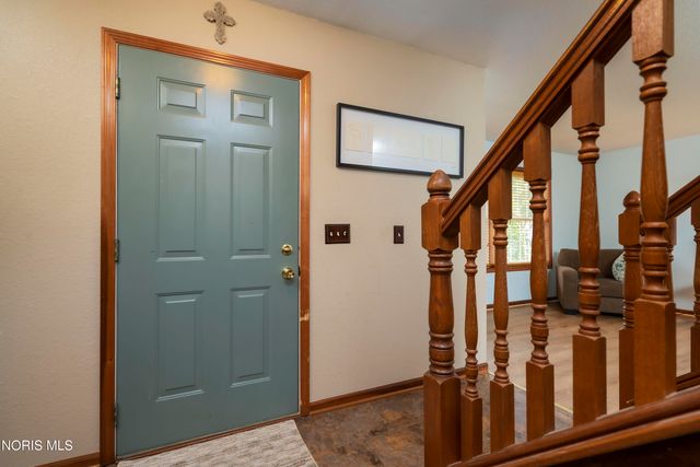 1315 Mary Lou Court, Perrysburg, OH 43551