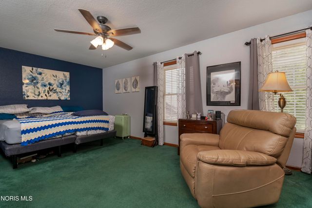 1315 Mary Lou Court, Perrysburg, OH 43551