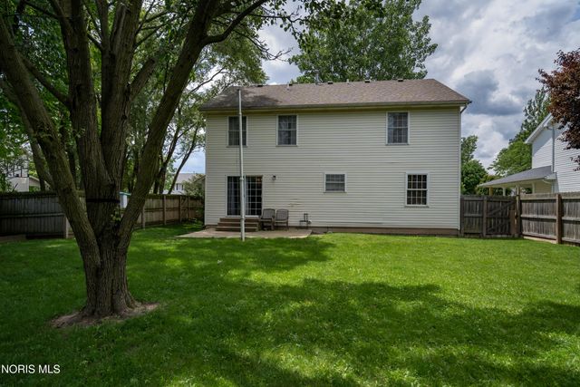 1315 Mary Lou Court, Perrysburg, OH 43551