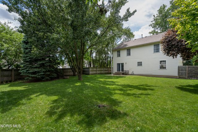 1315 Mary Lou Court, Perrysburg, OH 43551