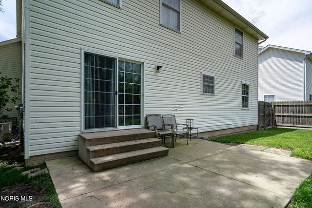 1315 Mary Lou Court, Perrysburg, OH 43551
