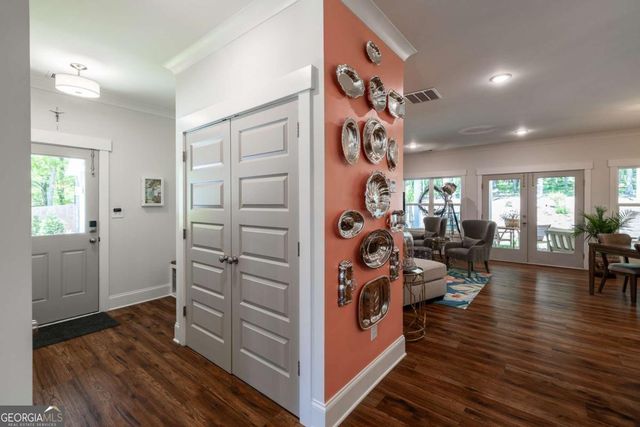 4085 Barnett Shoals Road, Athens, GA 30605