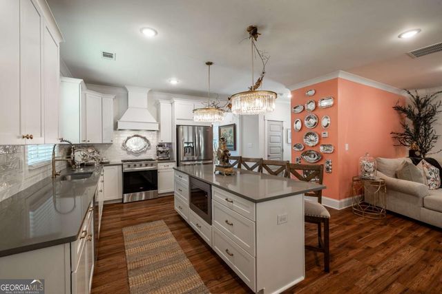 4085 Barnett Shoals Road, Athens, GA 30605
