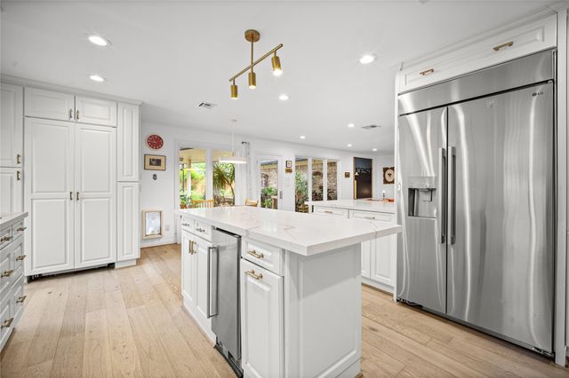 6206 Rutherglenn Drive, Houston, TX 77096