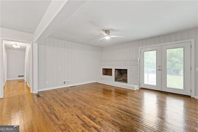 256 Teresa Lane, Loganville, GA 30052