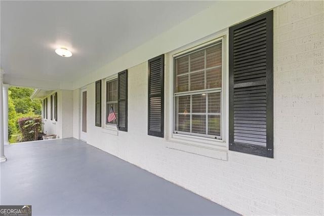 256 Teresa Lane, Loganville, GA 30052