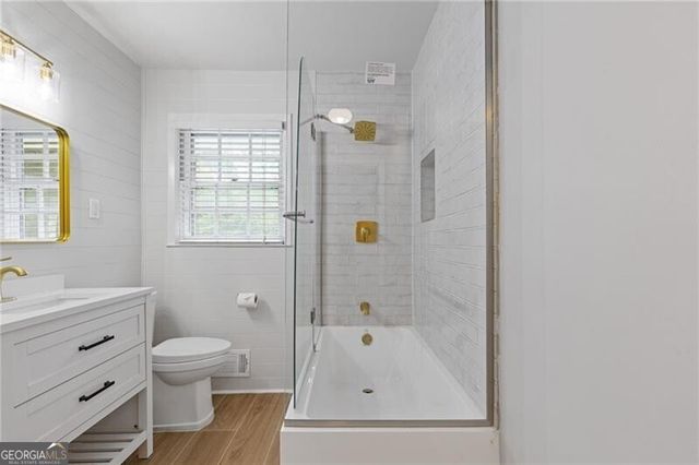 256 Teresa Lane, Loganville, GA 30052