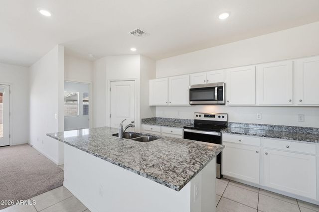 4114 E REYNOLDS Drive, San Tan Valley, AZ 85143