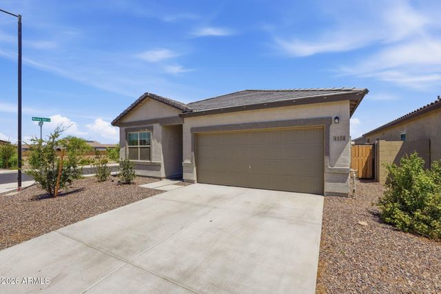 4114 E REYNOLDS Drive, San Tan Valley, AZ 85143