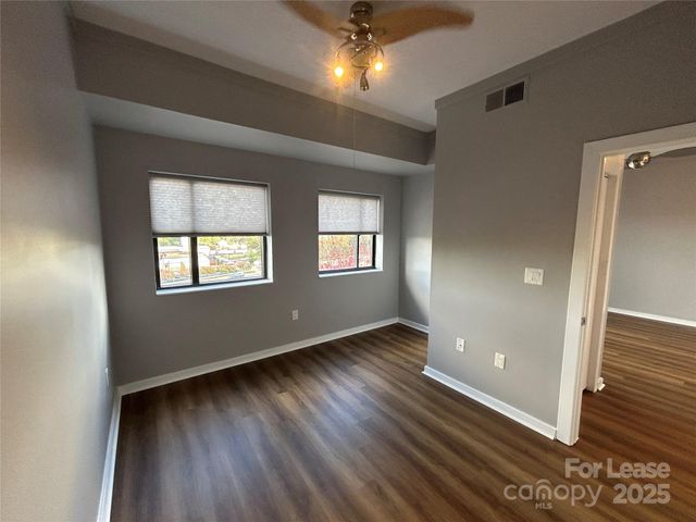 715 N Church Street 614, Charlotte, NC 28202