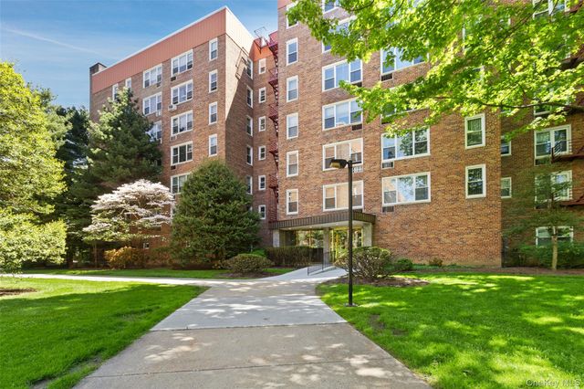 110 Dehaven Drive 216, Yonkers, NY 10703
