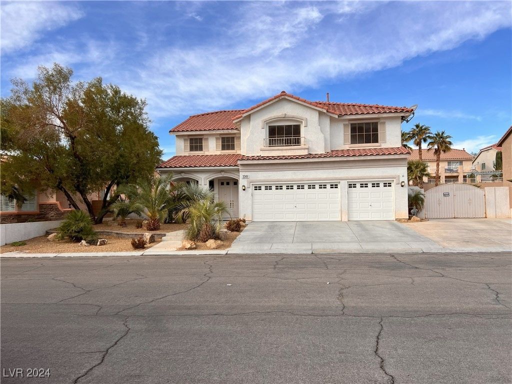 3049 Azure Bay Street, Las Vegas, NV 89117