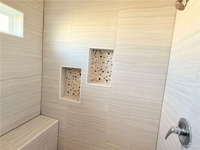 2922 N 50th Lane, Mcallen, TX 78501