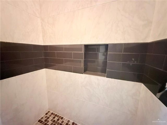 2922 N 50th Lane, Mcallen, TX 78501