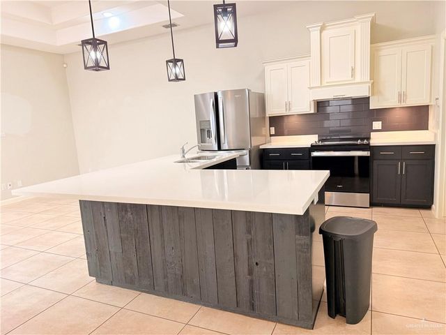 2922 N 50th Lane, Mcallen, TX 78501