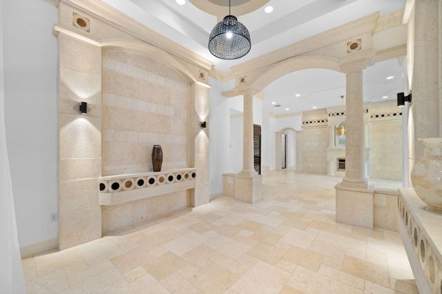 15273 SW 37th Street, Davie, FL 33331