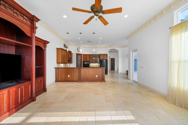 15273 SW 37th Street, Davie, FL 33331