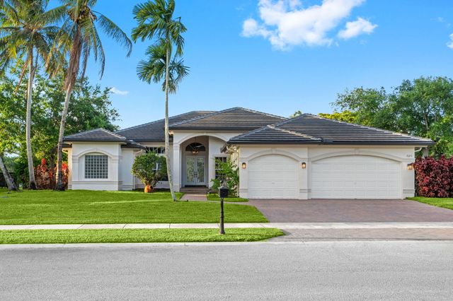 15273 SW 37th Street, Davie, FL 33331