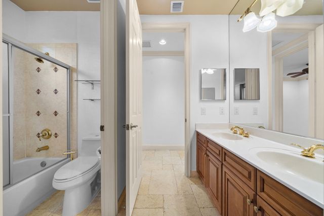 15273 SW 37th Street, Davie, FL 33331